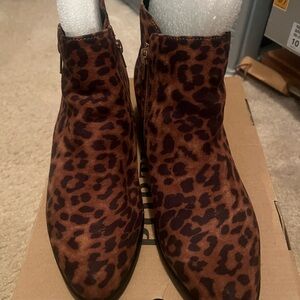 Stylish Leopard Print Ankle Booties